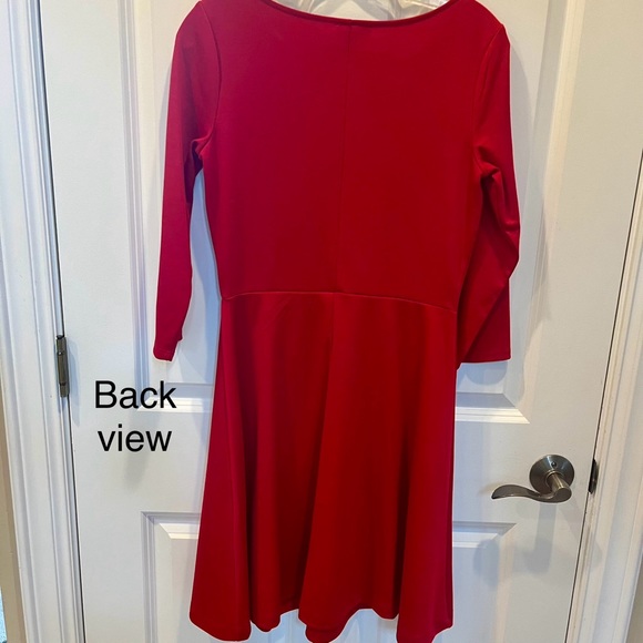 Women’s SZ S LIMITED LIPSTICK RED KNEE LENGTH A-LINE PULLOVER SKATER DRESS - Picture 4 of 17